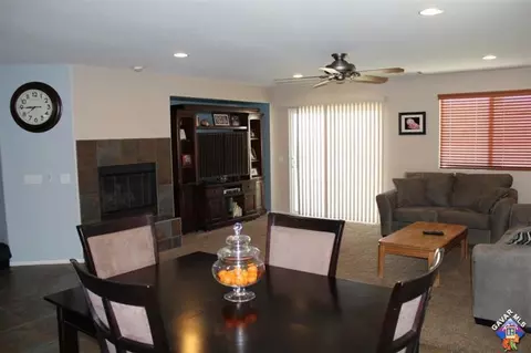 43514 Hampton St, Lancaster, CA 93536 photo 13