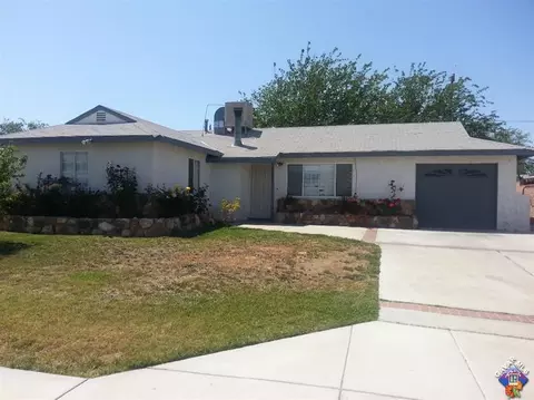 38751 E 32nd St, Palmdale, CA 93550 photo 2