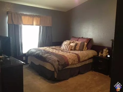 43310 8th St, Lancaster, CA 93535 photo 8