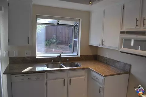 37213 Bunker Ct, Palmdale, CA 93550 photo 12
