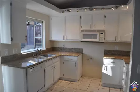 37213 Bunker Ct, Palmdale, CA 93550 photo 11
