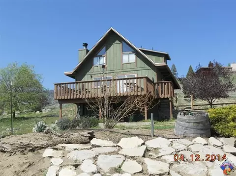 27620 Oakflat Dr, Tehachapi, CA 93561 photo 1