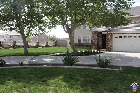 4008 Paddock Way, Lancaster, CA 93536 photo 2