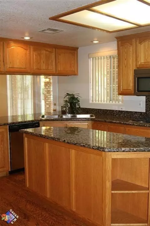 4008 Paddock Way, Lancaster, CA 93536 photo 7