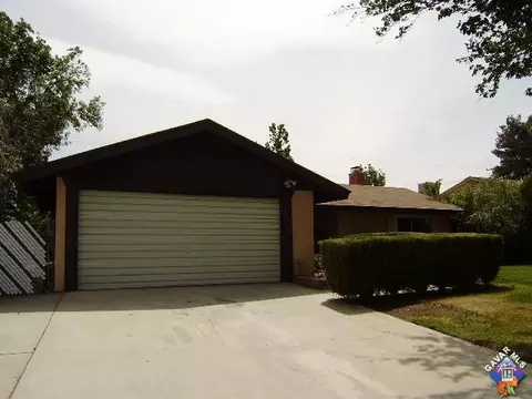 1122 E Avenue J5, Lancaster, CA 93535 photo 3