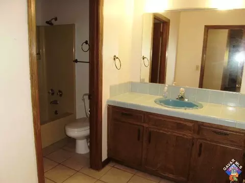 1122 E Avenue J5, Lancaster, CA 93535 photo 13