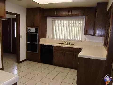 1122 E Avenue J5, Lancaster, CA 93535 photo 7