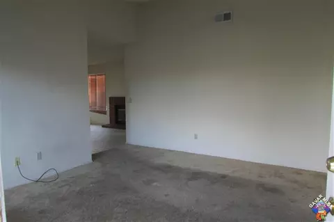 37054 29th Pl, Palmdale, CA 93550 photo 3