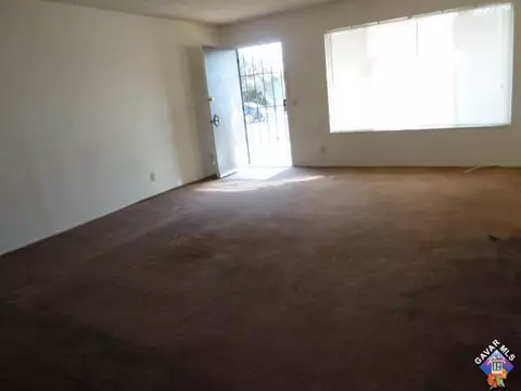 2139 Q6 Ave E, Palmdale, CA 93550 photo 4