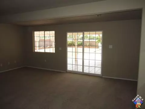38657 Puerta Ave, Palmdale, CA 93550 photo 14