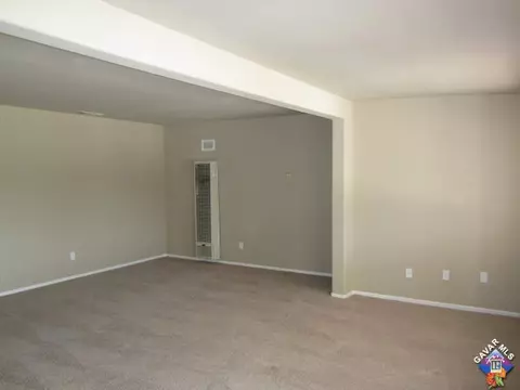 38657 Puerta Ave, Palmdale, CA 93550 photo 4