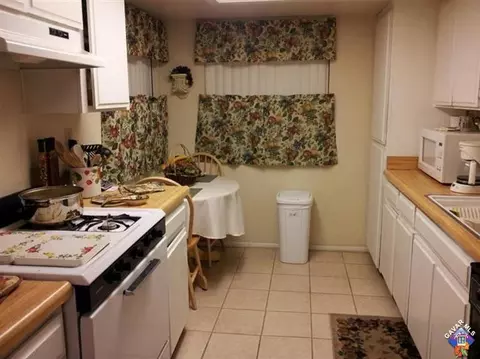 44200 Kingtree Ave #35, Lancaster, CA 93534 photo 6