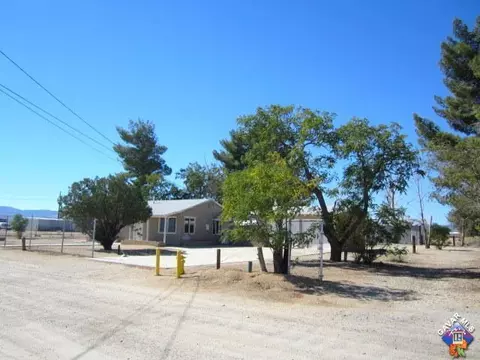42057 5th Street St E, Lancaster, CA 93535 photo 1