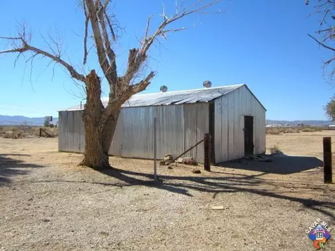 42057 5th Street St E, Lancaster, CA 93535 photo 4