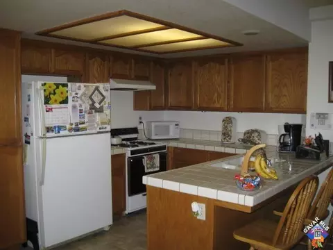 1708 Lightcap St, Lancaster, CA 93535 photo 7