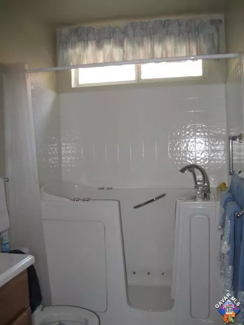 1708 Lightcap St, Lancaster, CA 93535 photo 11