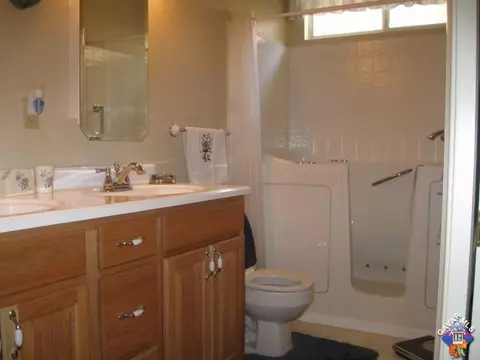 1708 Lightcap St, Lancaster, CA 93535 photo 10