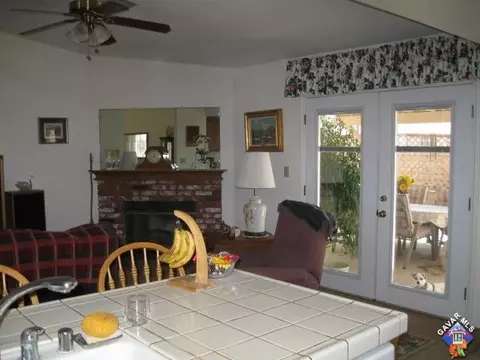 1708 Lightcap St, Lancaster, CA 93535 photo 6
