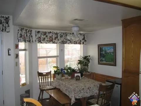1708 Lightcap St, Lancaster, CA 93535 photo 3