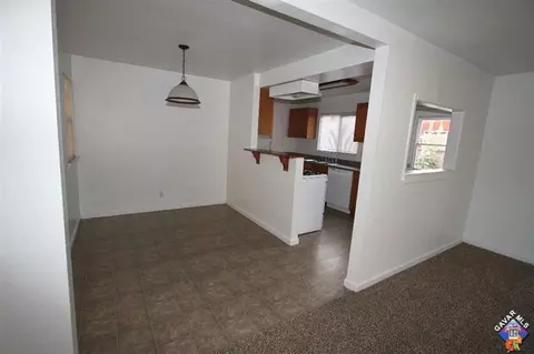 44944 Andale Ave, Lancaster, CA 93535 photo 3