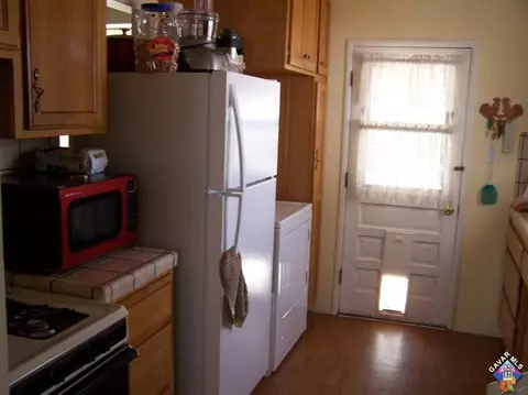 1034 Avenue P5 E, Palmdale, CA 93550 photo 6