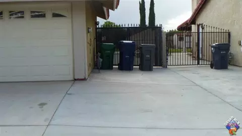 43451 Alep St, Lancaster, CA 93536 photo 4