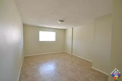 15811 Valeport Ave, Lancaster, CA 93535 photo 6