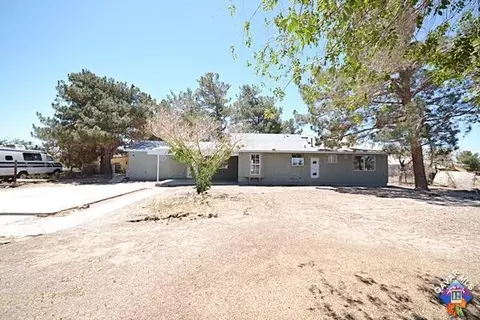 15811 Valeport Ave, Lancaster, CA 93535 photo 18