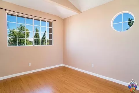 37613 Peach Dr, Palmdale, CA 93550 photo 12