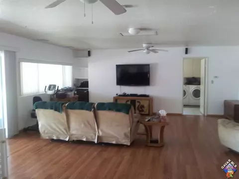 532 Heyer St, Lancaster, CA 93534 photo 5