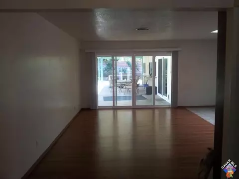 532 Heyer St, Lancaster, CA 93534 photo 3