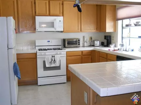 44115 Dusty Rd, Lancaster, CA 93536 photo 7