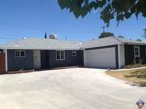45568 5th St, Lancaster, CA 93535 photo 1