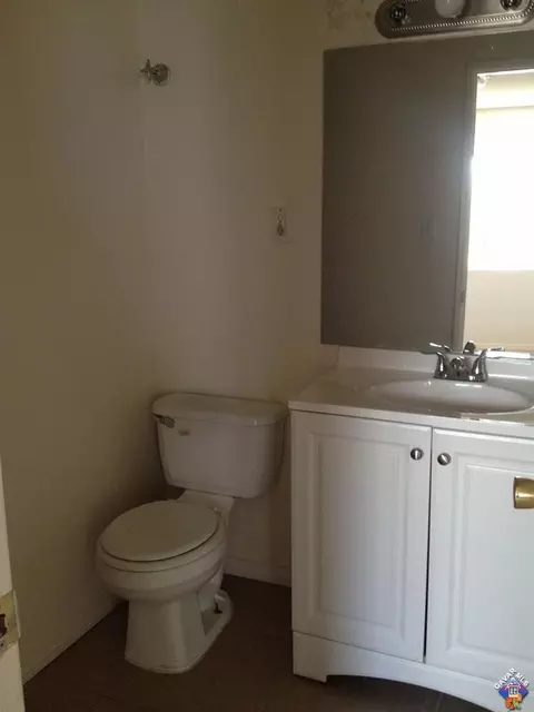 45568 5th St, Lancaster, CA 93535 photo 10