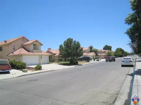 44103 E 17th Street St, Lancaster, CA 93535 photo 2