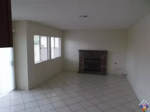 43916 Fallon Dr, Lancaster, CA 93535 photo 6