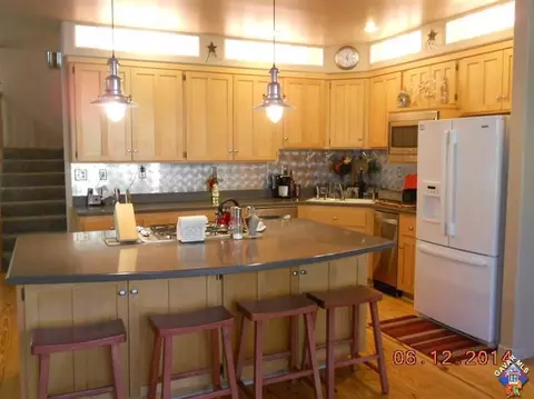26620 Frontier Way, Tehachapi, CA 93561 photo 2