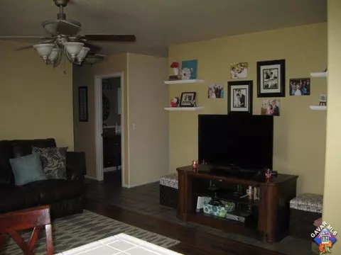 851 Avenue J6 E, Lancaster, CA 93535 photo 7