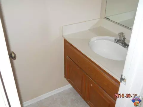638 Beverly Ct, Lancaster, CA 93535 photo 7