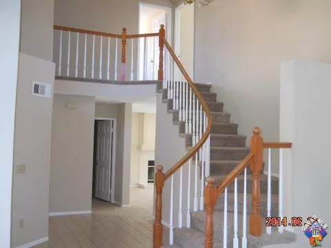 638 Beverly Ct, Lancaster, CA 93535 photo 8