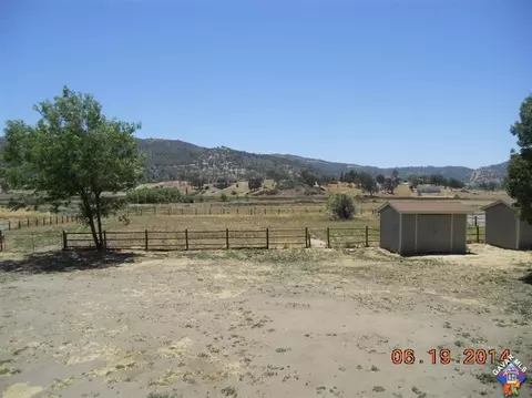 28200 Black Gold Way, Tehachapi, CA 93561 photo 22