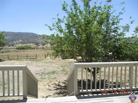 28200 Black Gold Way, Tehachapi, CA 93561 photo 24