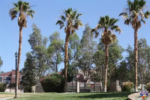 2332 Rangeview Dr, Rosamond, CA 93560 photo 5