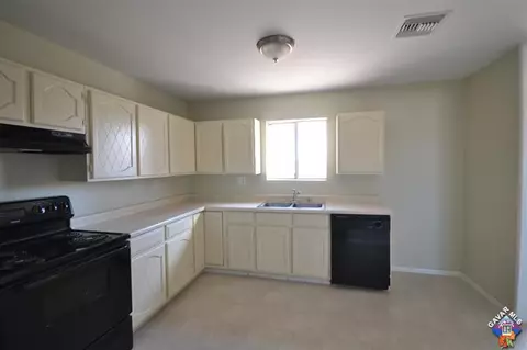 44603 95th St, Lancaster, CA 93535 photo 9