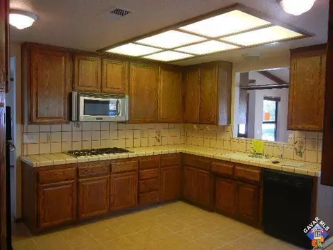 43655 Sugar St, Lancaster, CA 93536 photo 9