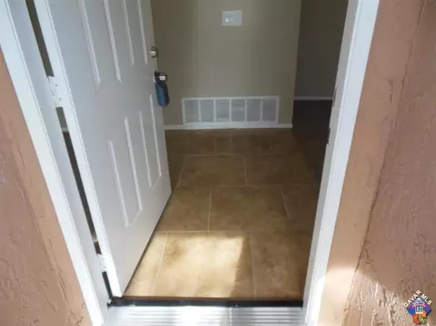 3203 3 Ave E, Palmdale, CA 93550 photo 10