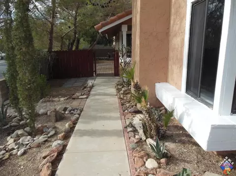 3203 3 Ave E, Palmdale, CA 93550 photo 8