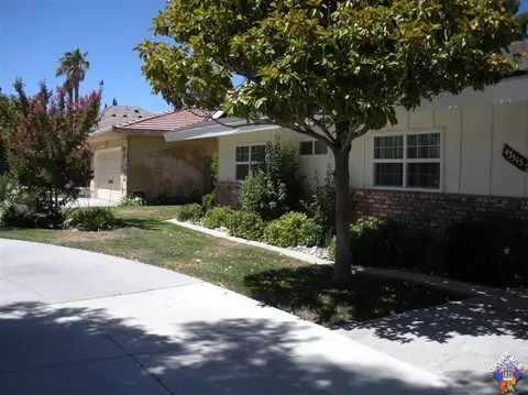 43515 27th St, Lancaster, CA 93536 photo 2