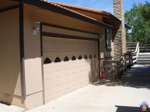 21321 Carriage Dr, Tehachapi, CA 93561 photo 4
