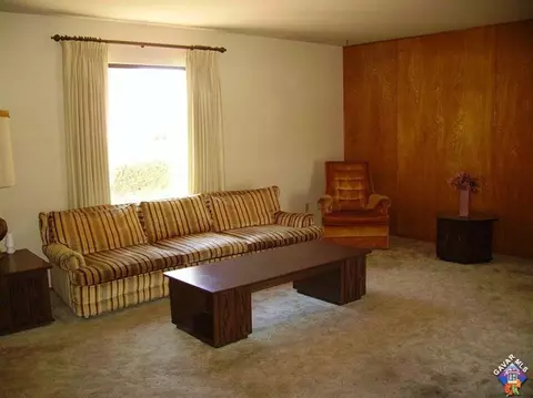 45128 Lorimer Ave, Lancaster, CA 93534 photo 3